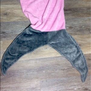 mermaid tale blanket